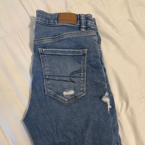 American Eagle Outfitters Women's Distressed Blue Jeans